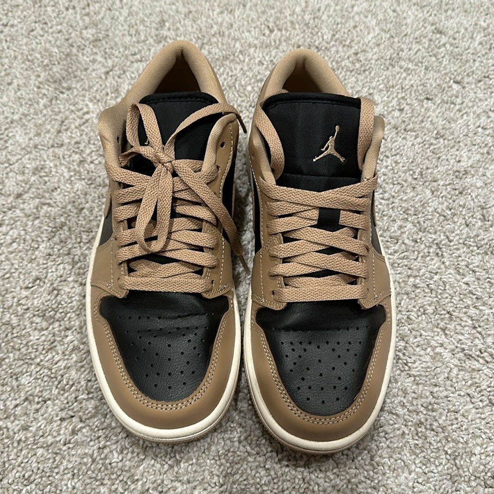Nike air Jordan 1 low brand new